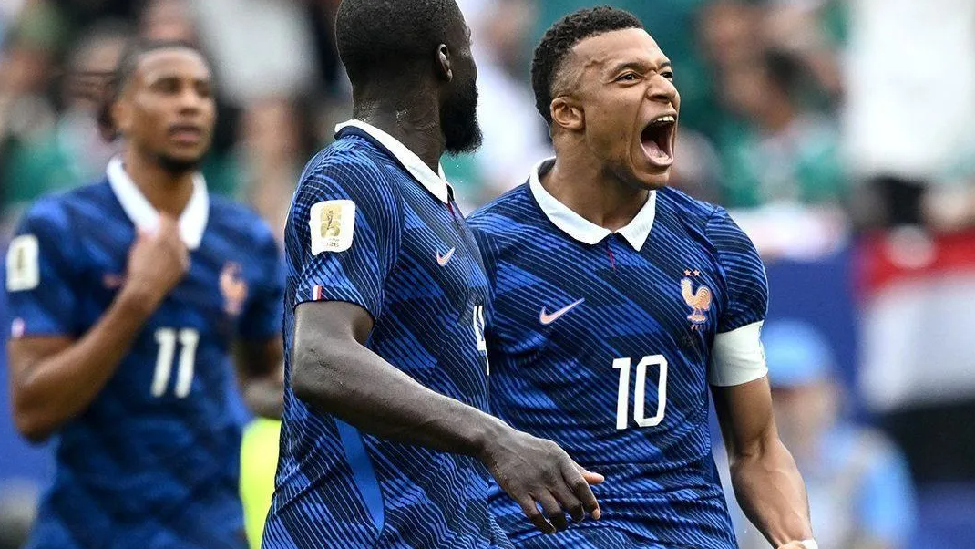 Mbappé mantém posição contra apostas e fast-food e entra em conflito com federação francesa